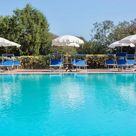 Isa-ecovillage With Swimming-pool In Surrounded By Greenery Just 400 Meters From The Sea 3*
