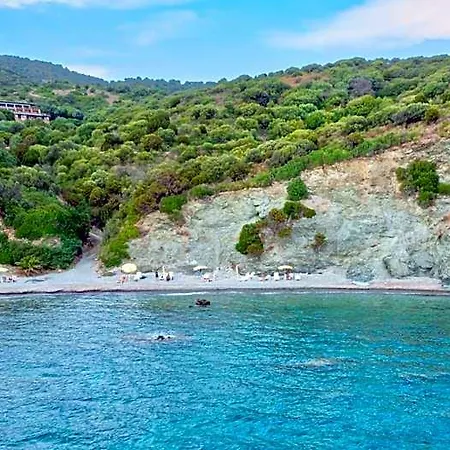 Isa-ecovillage With Swimming-pool In Surrounded By Greenery Just 400 Meters From The Sea 3*