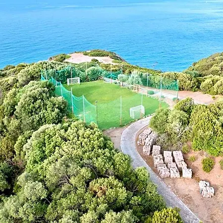 Ξενοδοχείο με διαμερίσματα Isa-ecovillage With Swimming-pool In Surrounded By Greenery Just 400 Meters From The Sea Teulada