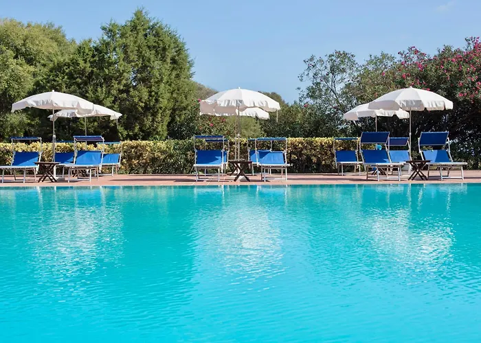 Isa-ecovillage With Swimming-pool In Surrounded By Greenery Just 400 Meters From The Sea 3*